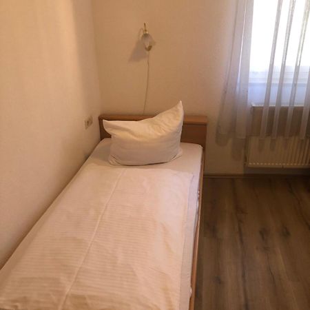 Brauereigasthof Hotel Schluessel 깅엔안데어브렌츠 외부 사진